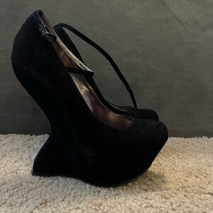 Steve Madden Black Gravityy Heelless Wedge Shoes Size 7